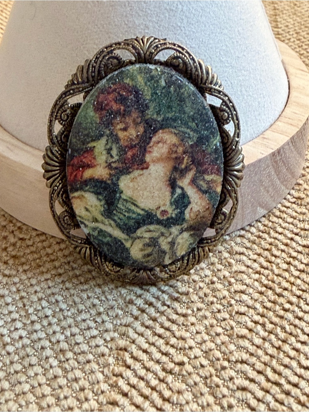 Western Germany vintage courting couple brooch